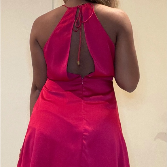 DYNAMITE pink satin dress - Picture 4 of 4